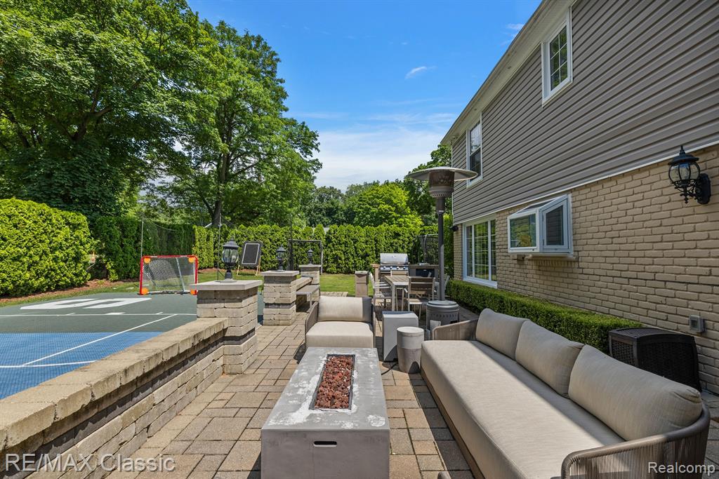 783 Half Moon Road Bloomfield Hills, MI 48301 - Photo 15 of 73
