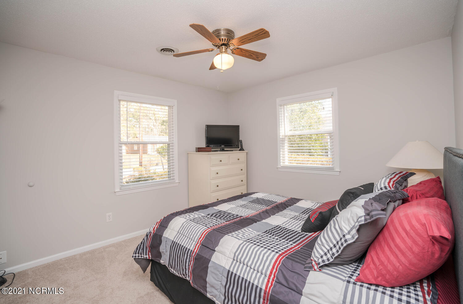 464 Southgate Road Wilmington, NC 28412 - Photo 31 of 40 464 Southgate Rd Wilmington NC-large-031