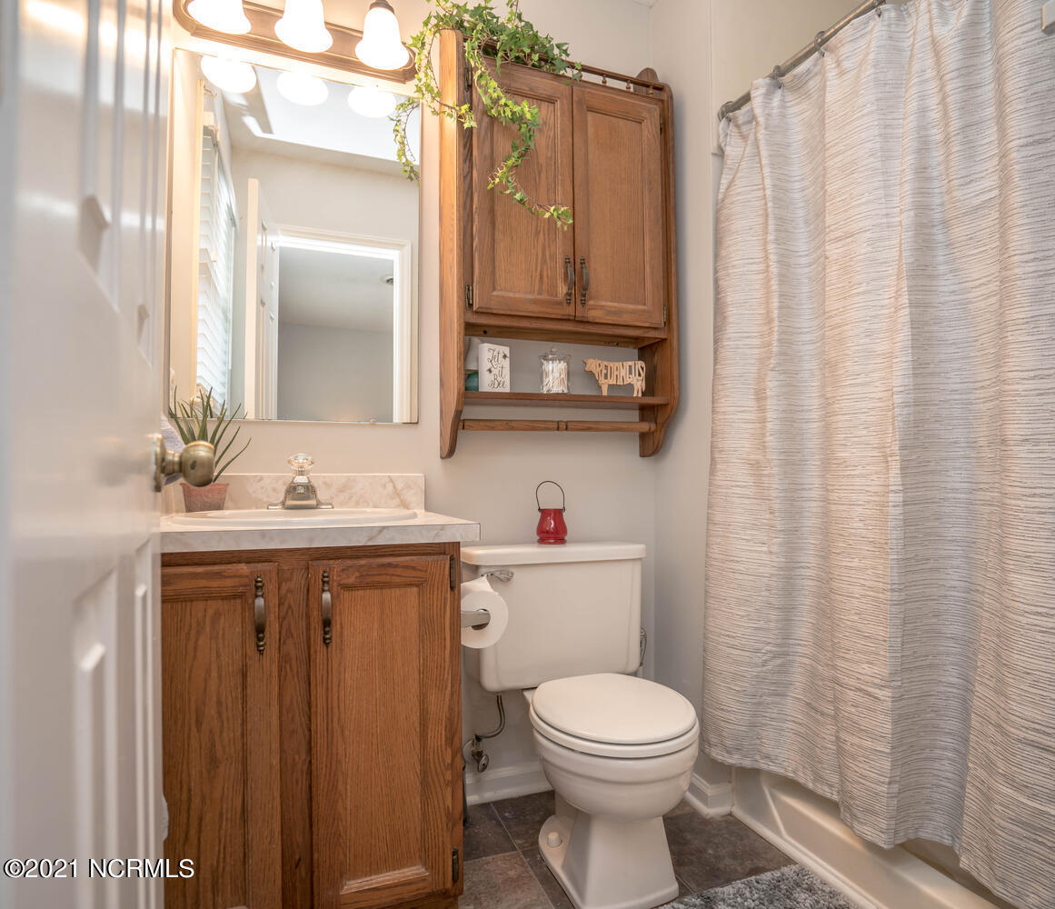 464 Southgate Road Wilmington, NC 28412 - Photo 37 of 40 464 Southgate Rd Wilmington NC-large-037