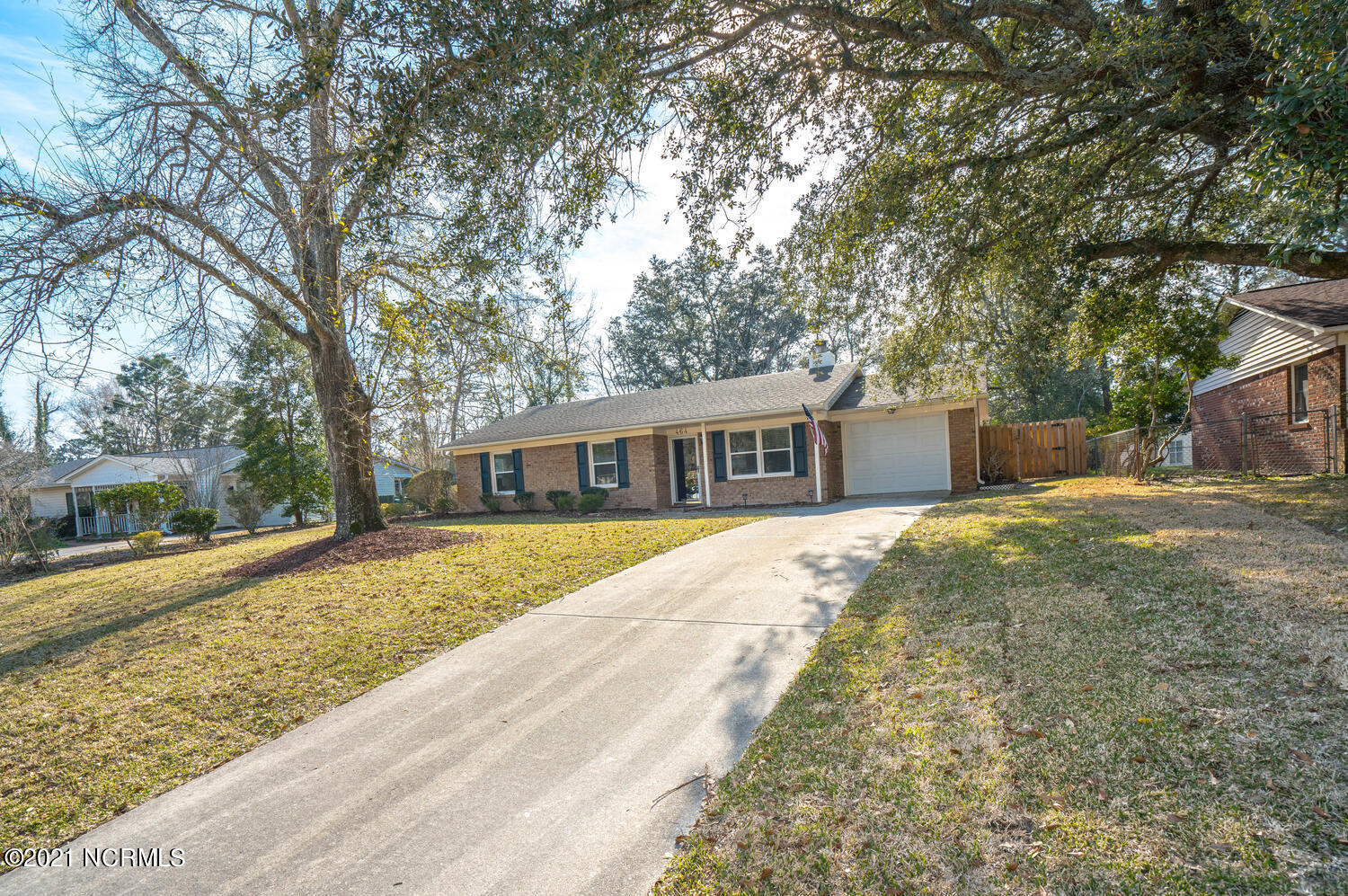 464 Southgate Road Wilmington, NC 28412 - Photo 4 of 40 464 Southgate Rd Wilmington NC-large-003