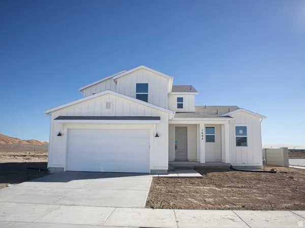 $554,862 | 1604 East Bigtooth Maple Court, Unit 7040, Eagle Mountain, UT 84005