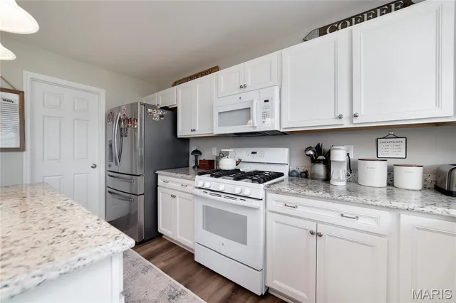 $439,500 | 212 Schuman Drive, O'Fallon, MO 63366