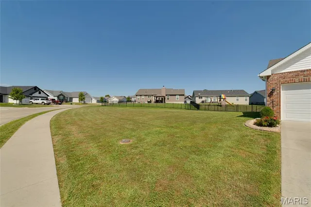 $439,500 | 212 Schuman Drive, O'Fallon, MO 63366