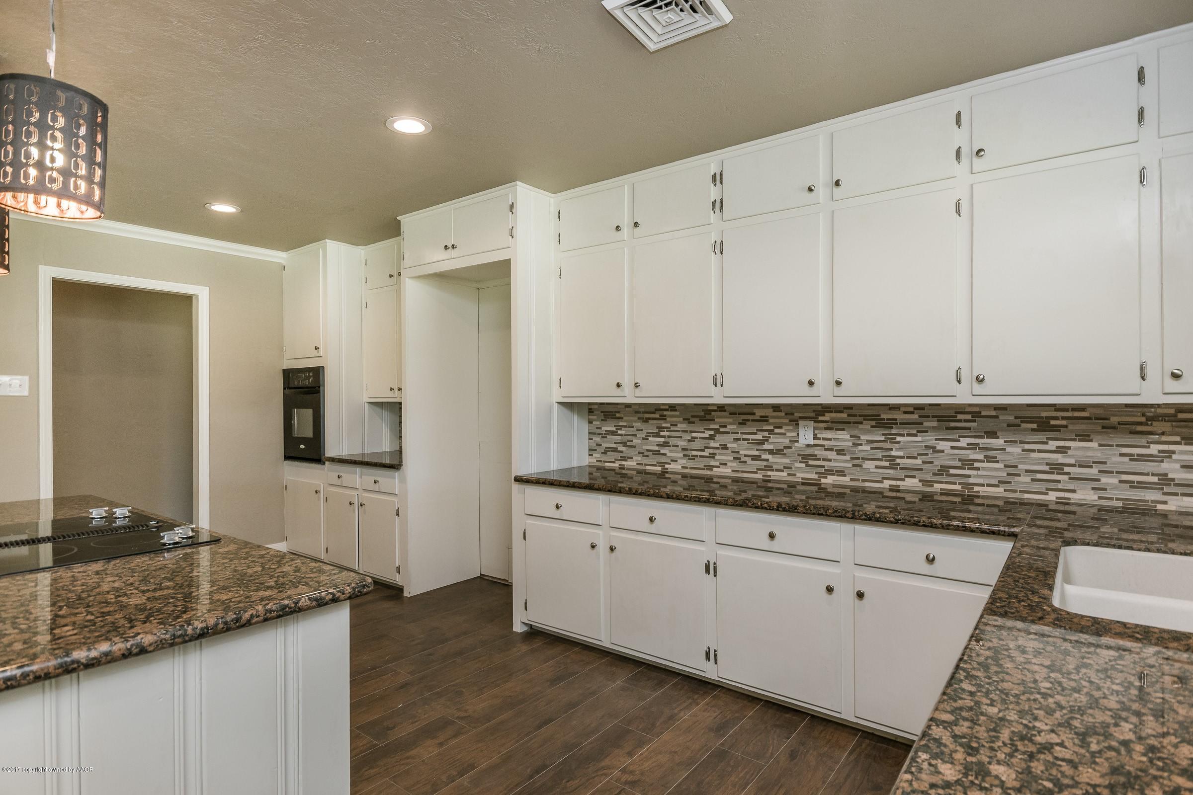 4232 Arden Road Amarillo, TX 79110 - Photo 8 of 25 008_Kitchen_-3