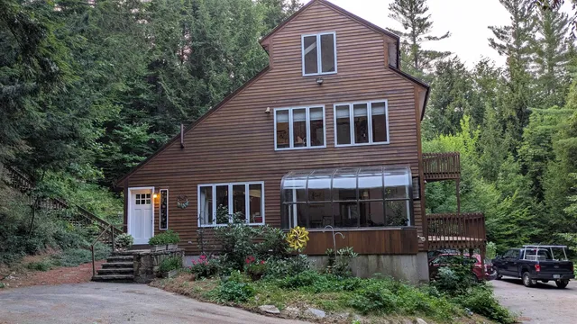 $675,000 | 34 Hubbard Grove Road, Shelburne, NH 03581