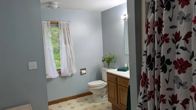 $675,000 | 34 Hubbard Grove Road, Shelburne, NH 03581