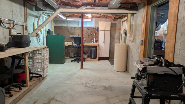 $675,000 | 34 Hubbard Grove Road, Shelburne, NH 03581