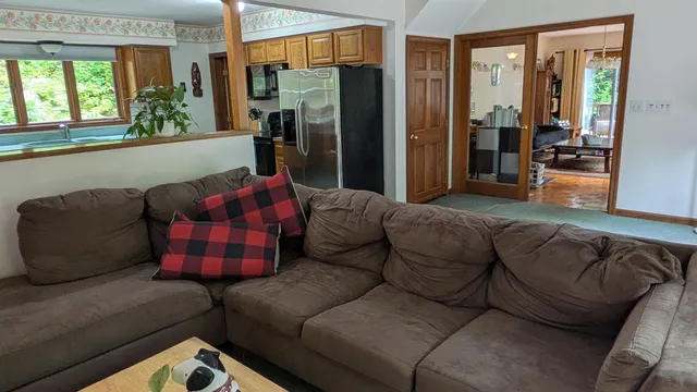 $675,000 | 34 Hubbard Grove Road, Shelburne, NH 03581