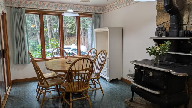 $675,000 | 34 Hubbard Grove Road, Shelburne, NH 03581