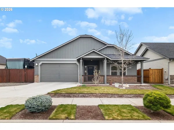 $525,000 | 442 Southeast Pioneer Drive, Prineville, OR 97754