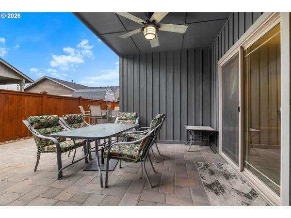 $525,000 | 442 Southeast Pioneer Drive, Prineville, OR 97754