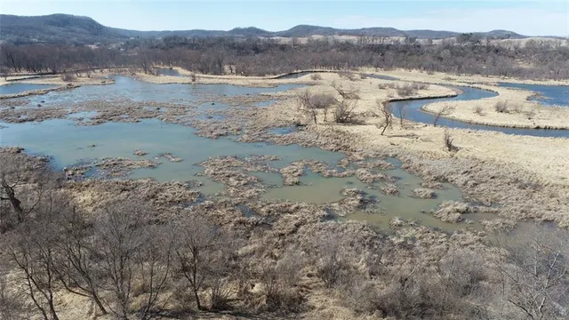 $95,000 | 37 Alma Wi 54610, Alma, WI 54610