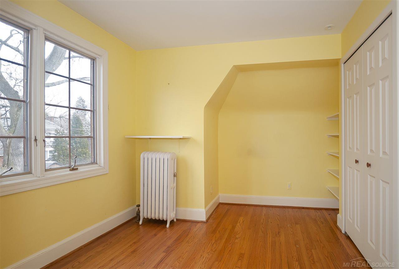 814 Barrington Road Grosse Pointe Park, MI 48230 - Photo 24 of 32