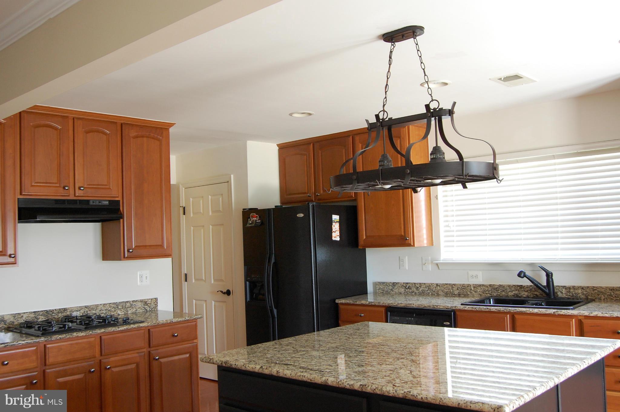 706 Holly Leaf Road Culpeper, VA 22701 - Photo 5 of 24 Kitchen