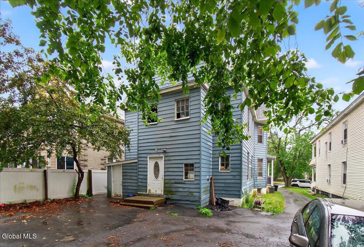 1503 Rugby Road Schenectady, NY 12308 - Photo 11 of 58 53-1503 Rugby Rd-53