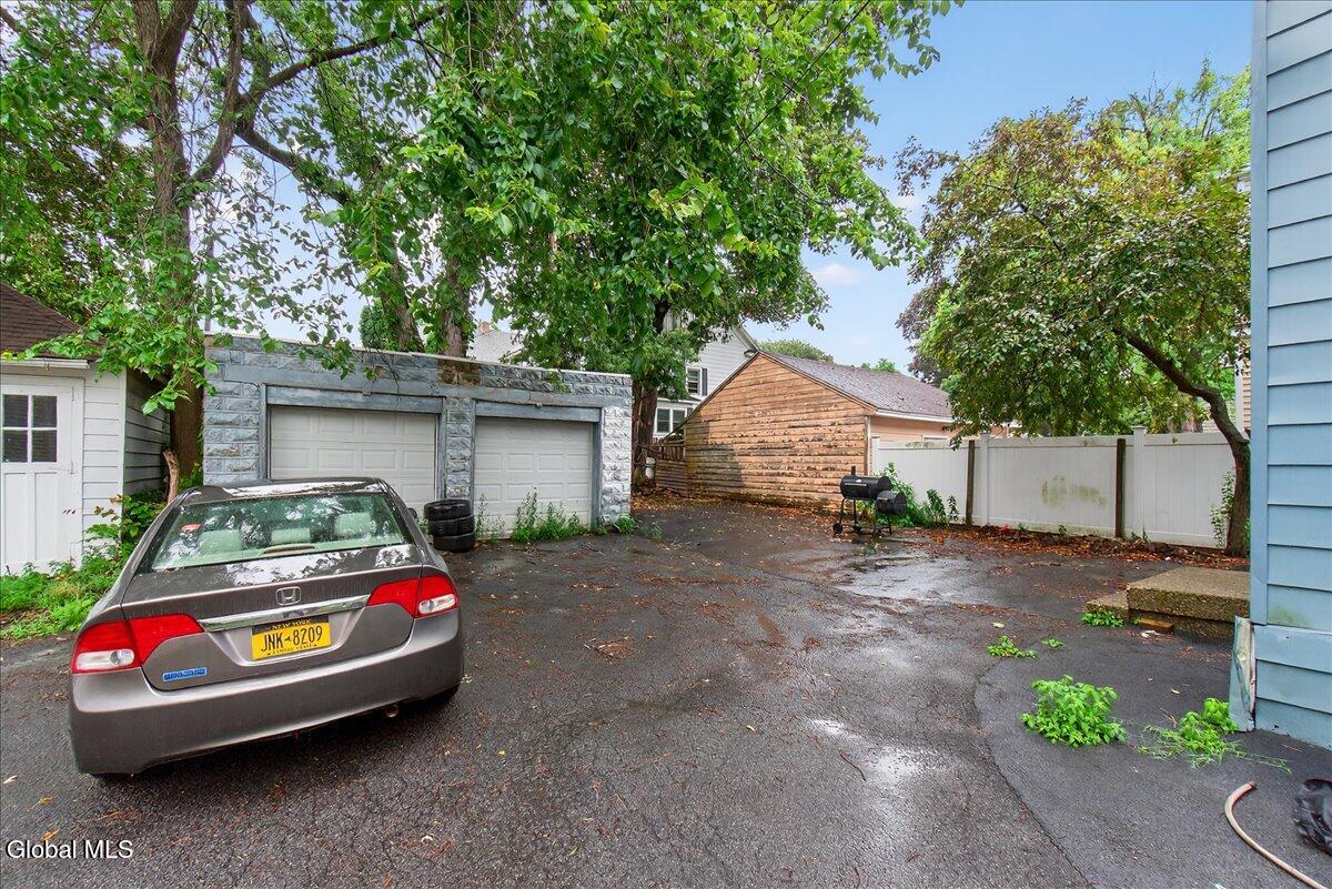 1503 Rugby Road Schenectady, NY 12308 - Photo 14 of 58 43-1503 Rugby Rd-43