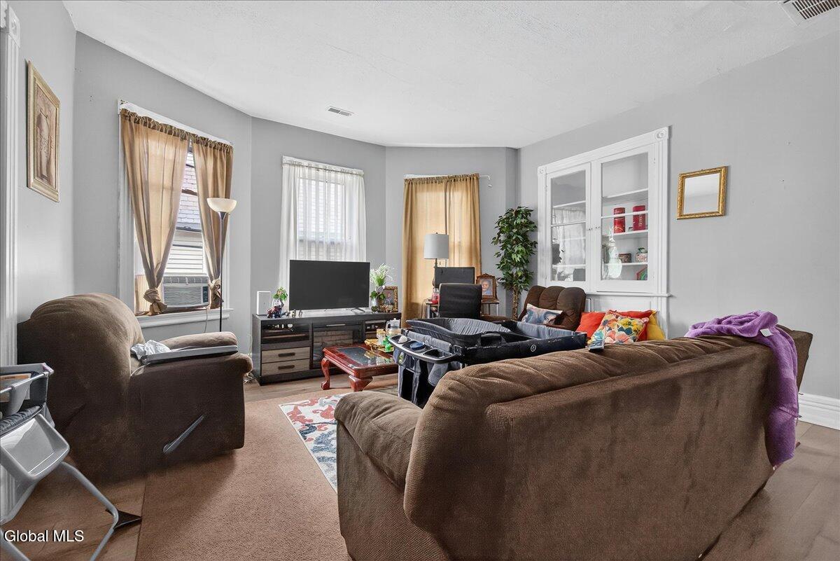 1503 Rugby Road Schenectady, NY 12308 - Photo 35 of 58 38-1503 Rugby Rd-38