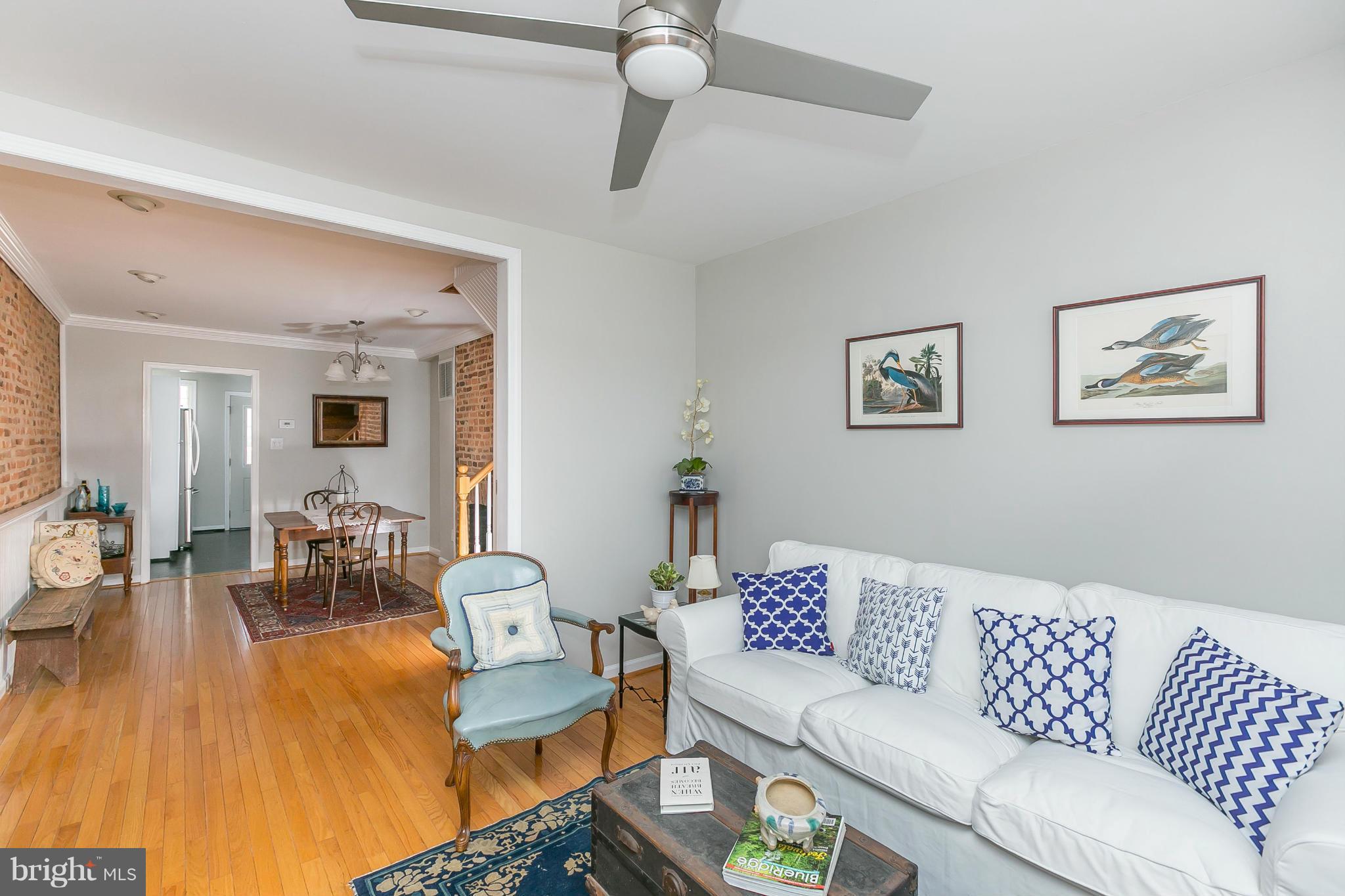 1246 Riverside Avenue Baltimore, MD 21230 - Photo 3 of 30 Living Room