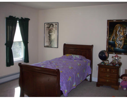 81 Fitchburg Road Townsend, MA 01469 - Photo 8 of 13