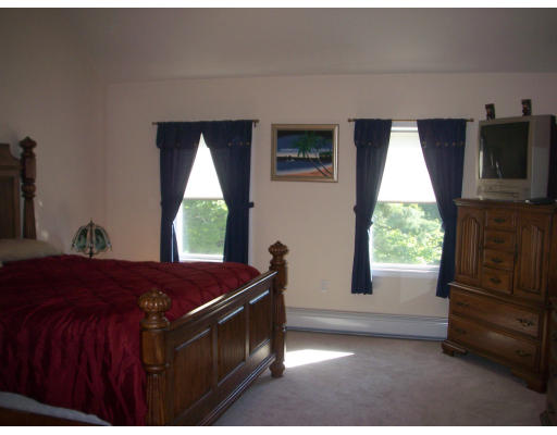 81 Fitchburg Road Townsend, MA 01469 - Photo 9 of 13