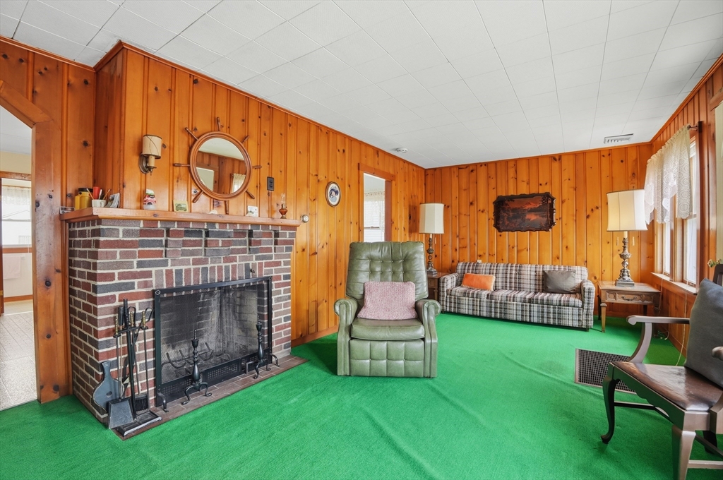 26 Bayview Street Wareham, MA 02571 - Photo 4 of 31