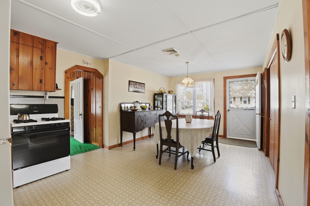 26 Bayview Street Wareham, MA 02571 - Photo 8 of 31