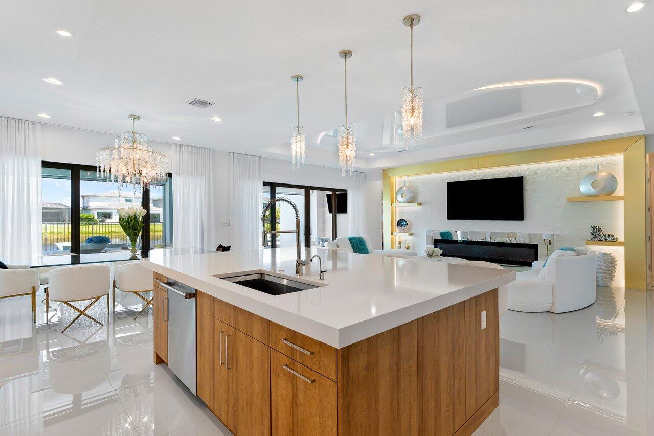 17106 Aquavera Way Boca Raton, FL 33496 - Photo 12 of 72 013-17106AquaveraWay-BocaRaton-FL-33496-