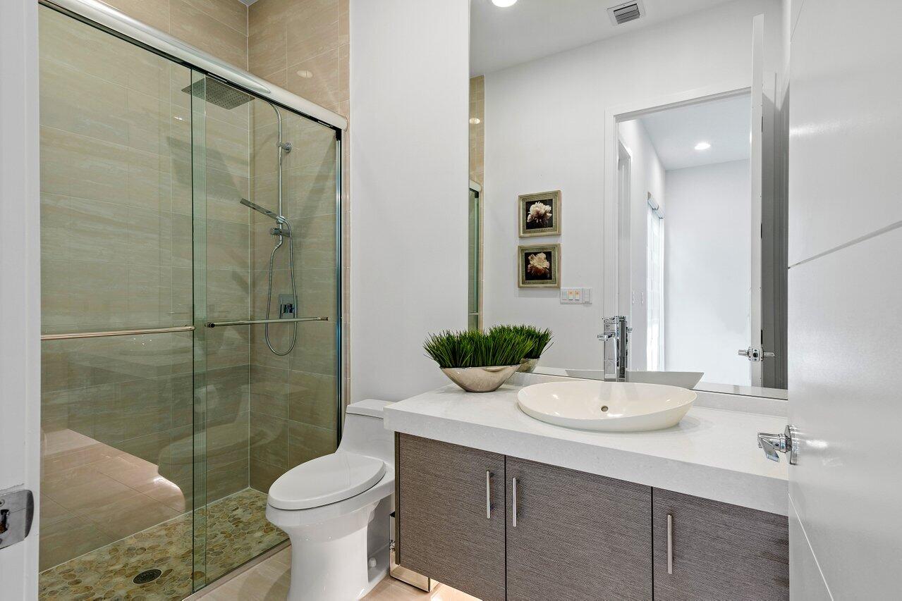 17106 Aquavera Way Boca Raton, FL 33496 - Photo 18 of 72 028-17106AquaveraWay-BocaRaton-FL-33496-
