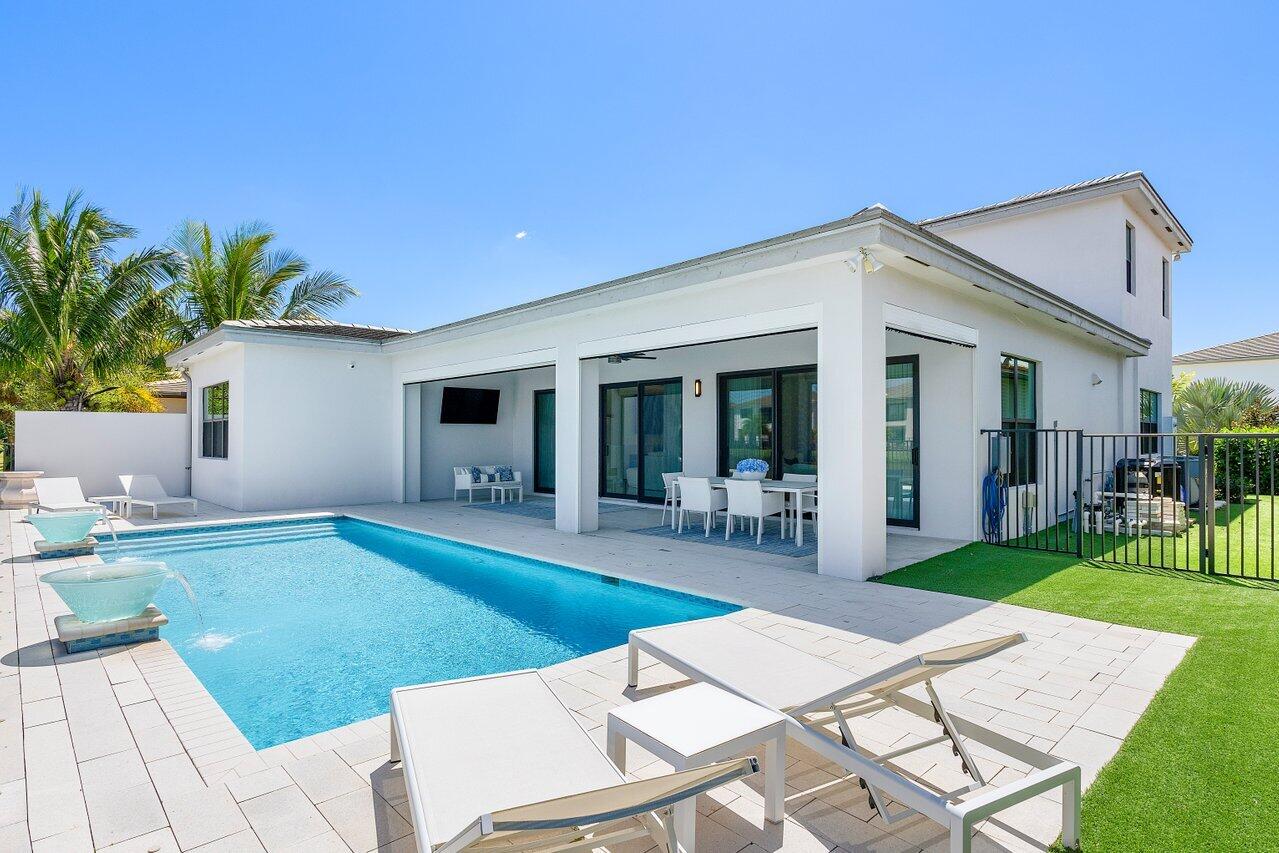 17106 Aquavera Way Boca Raton, FL 33496 - Photo 45 of 72 046-17106AquaveraWay-BocaRaton-FL-33496-