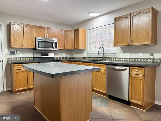 $2,900 | 3915 North Andover Lane, Fredericksburg, VA 22408