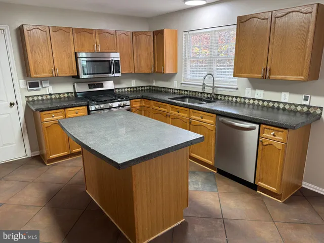 $2,900 | 3915 North Andover Lane, Fredericksburg, VA 22408