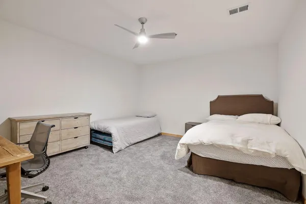 $5,500 | 1240 South 2nd Street, Unit 1323, Minneapolis, MN 55415