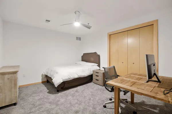 $5,500 | 1240 South 2nd Street, Unit 1323, Minneapolis, MN 55415