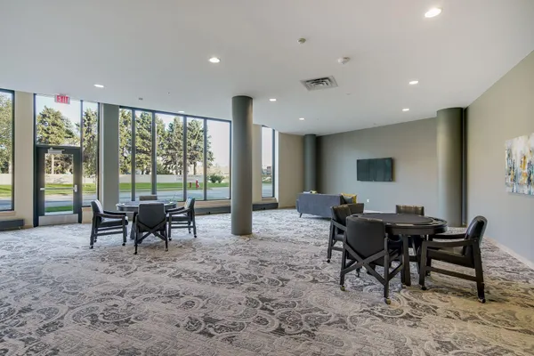 $5,500 | 1240 South 2nd Street, Unit 1323, Minneapolis, MN 55415