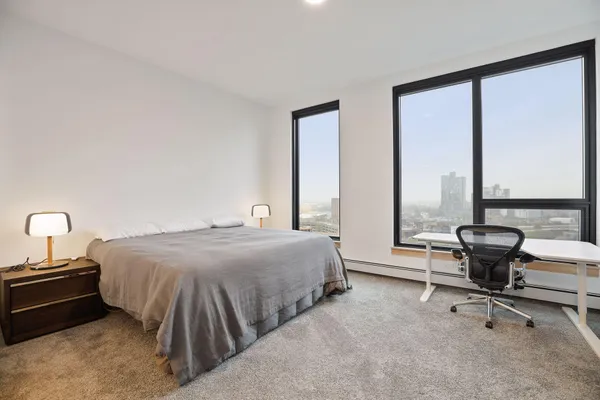 $5,500 | 1240 South 2nd Street, Unit 1323, Minneapolis, MN 55415