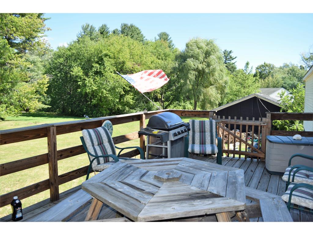 219 Dearborn Road Pembroke, NH 03275 - Photo 14 of 24 Gallery Image 14
