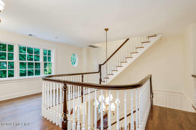 16 Normandy Lane Riverside, CT 06878 - Photo 25 of 43 a view of entryway