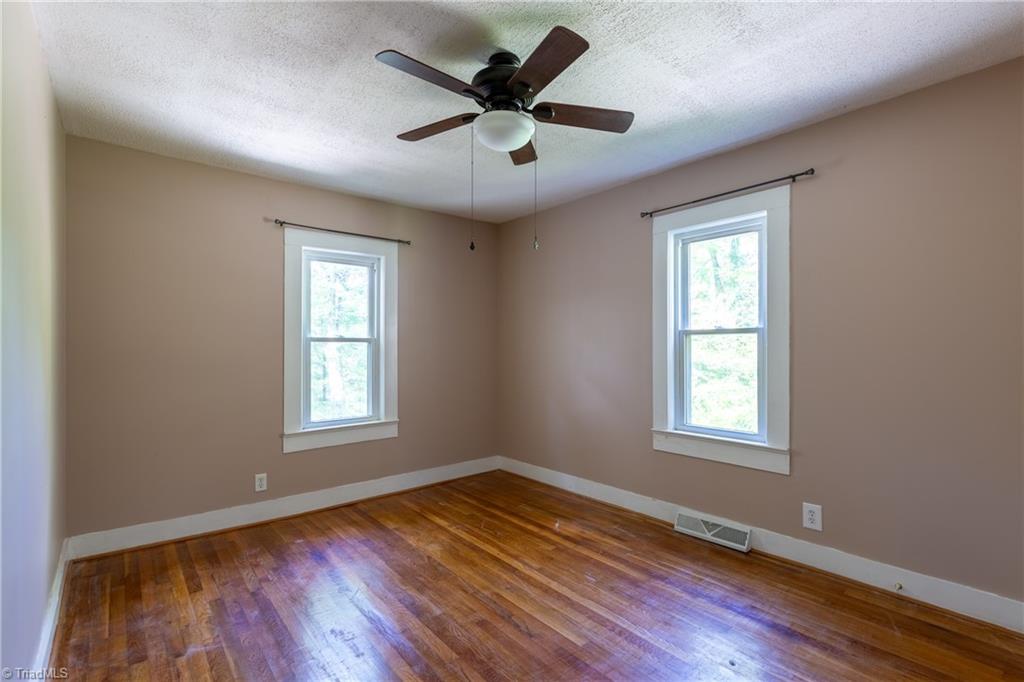 196 Sunset Drive Rural Hall, NC 27045 - Photo 4 of 10 Gallery Image 4