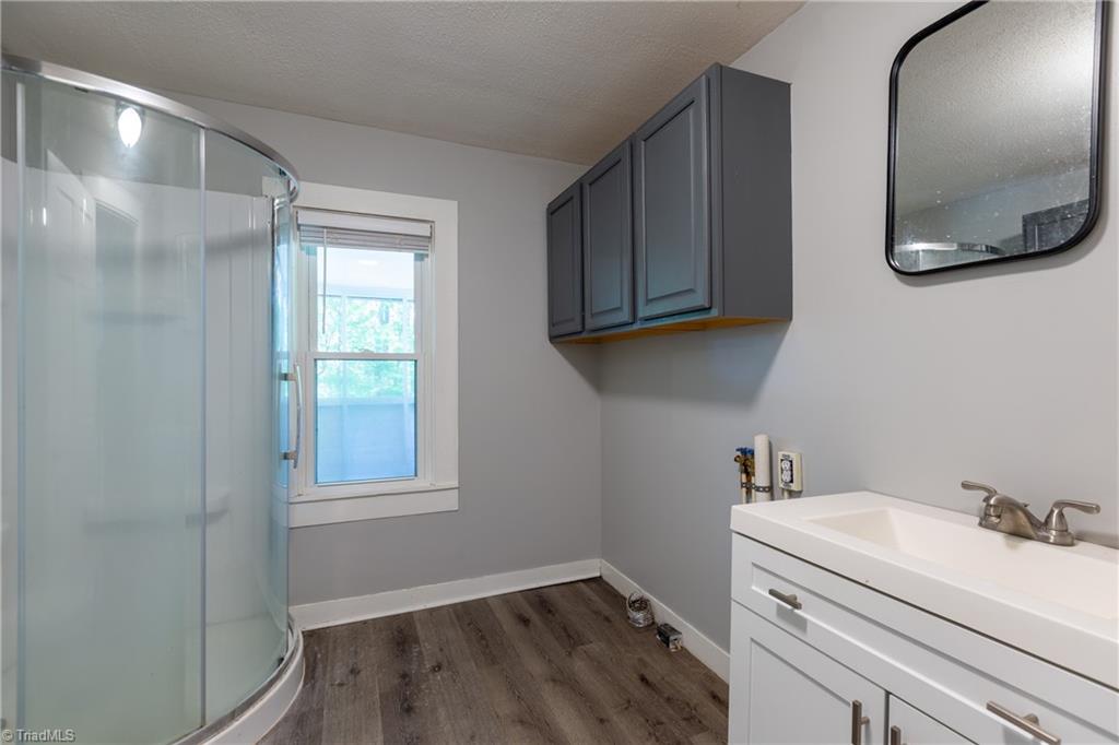 196 Sunset Drive Rural Hall, NC 27045 - Photo 5 of 10 Gallery Image 5