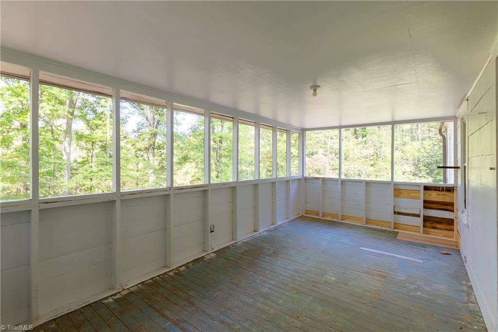196 Sunset Drive Rural Hall, NC 27045 - Photo 9 of 10 Gallery Image 9