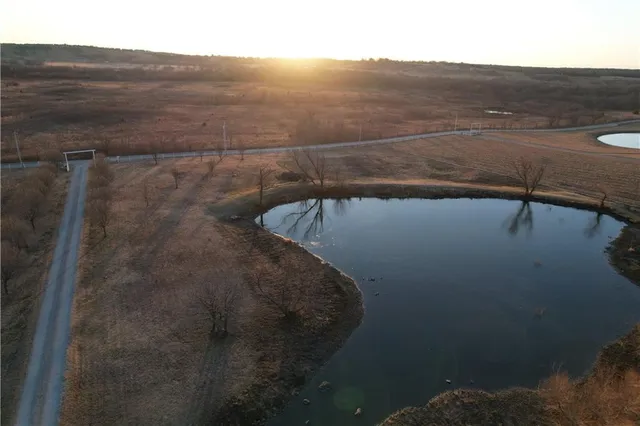 $889,350 | 687 Cr 3425 Road, Bartlesville, OK 74003