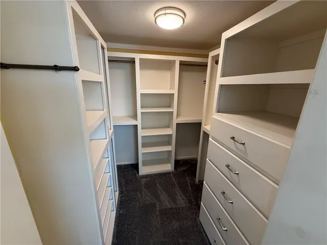 $889,350 | 687 Cr 3425 Road, Bartlesville, OK 74003