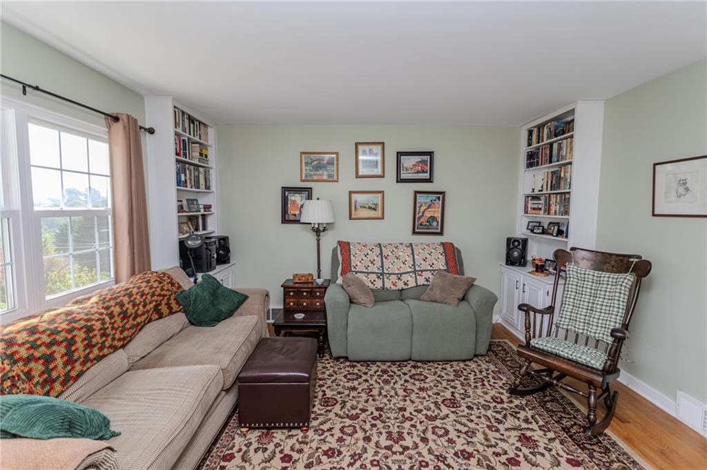 57 8th Street Uniontown, PA 15401 - Photo 15 of 40