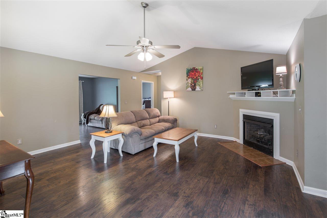 110 State Rd S-42-657 Duncan, SC 29334 - Photo 5 of 21