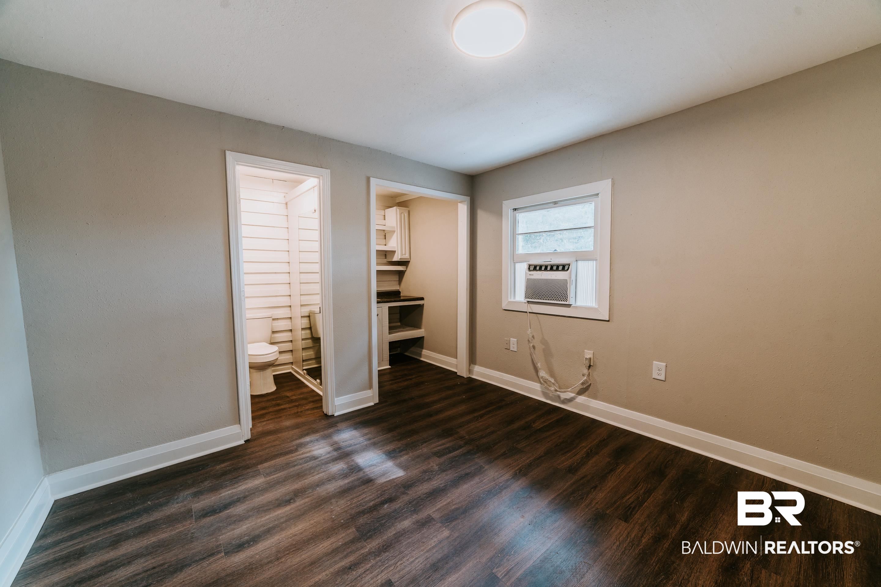 1508 Phillips Lane Mobile, AL 36618 - Photo 34 of 44
