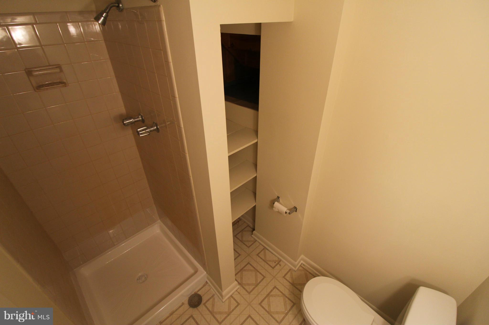 804 Williamsburg Road Sterling, VA 20164 - Photo 25 of 30 Bath