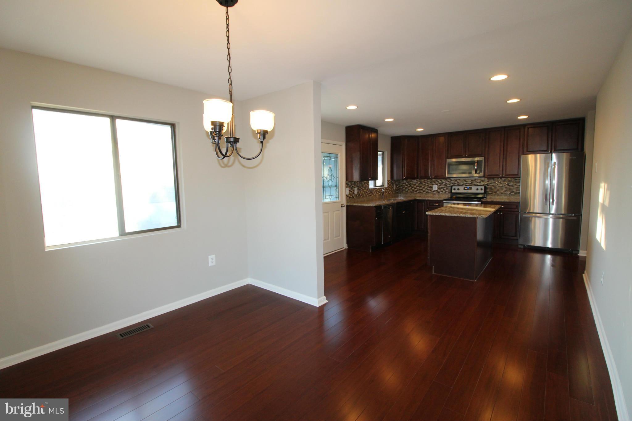 804 Williamsburg Road Sterling, VA 20164 - Photo 9 of 30 Dining Room