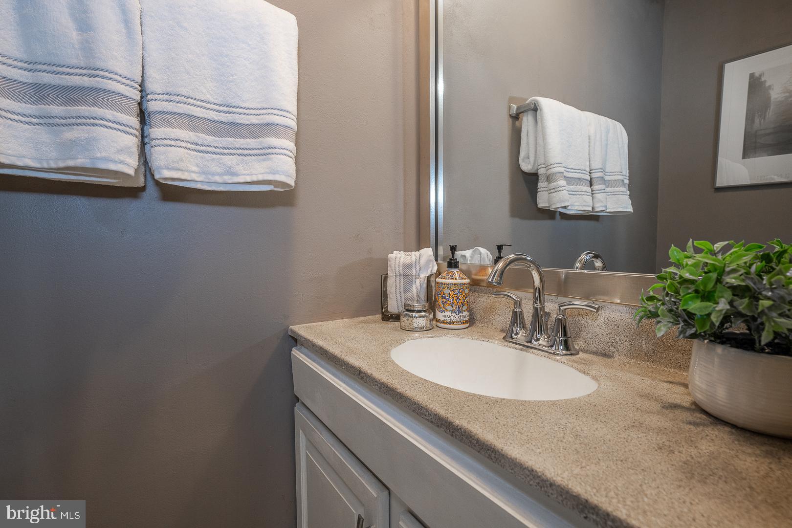 13 Rampart Drive Chesterbrook, PA 19087 - Photo 20 of 49 Powder room.