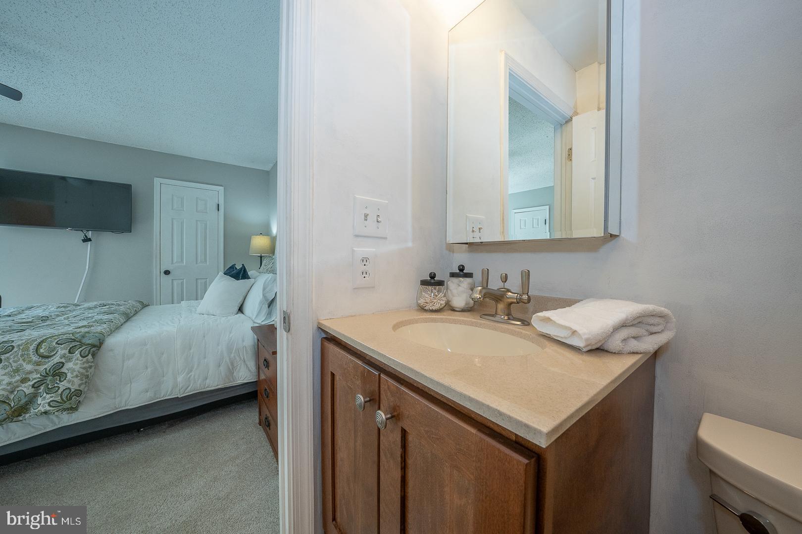 13 Rampart Drive Chesterbrook, PA 19087 - Photo 29 of 49 Master bathroom.