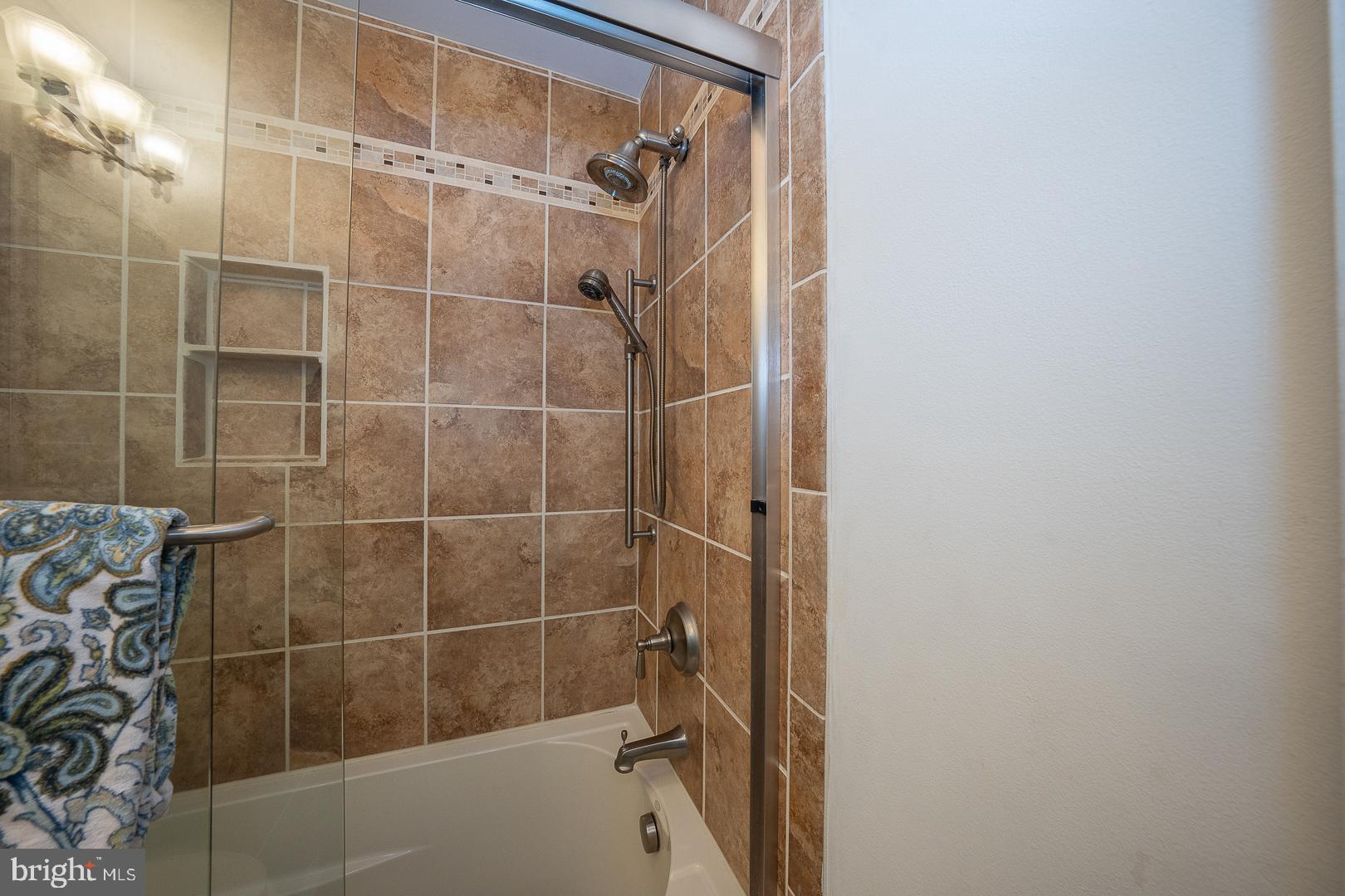 13 Rampart Drive Chesterbrook, PA 19087 - Photo 30 of 49 Master tub/showwer.